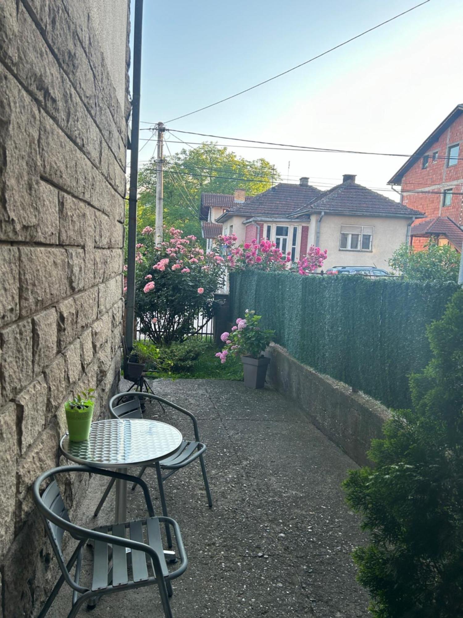 Kelizual Appartement Gornji Milanovac Buitenkant foto